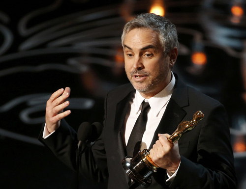 Alfonso Cuarón nhận giải Đạo diễn xuất sắc nhất