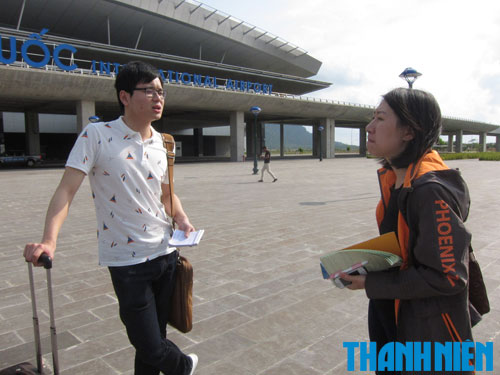 hóng viên của kênh Phoenix TV từ Hong Kong vừa đến Phú Quốc