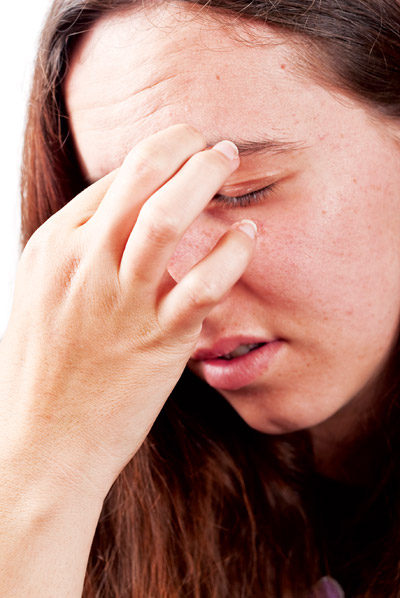 Mỏi mệt, khó thở bất thường có thể là triệu chứng của nhược cơ - Ảnh: Shutterstock