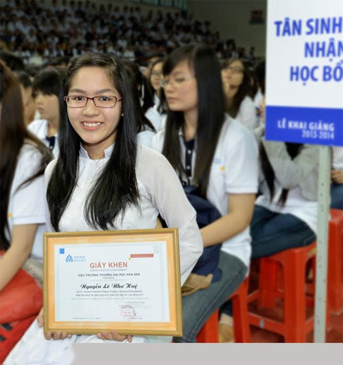 Chắp cánh ước mơ vào đại học cùng học bổng Hoa Sen 20141