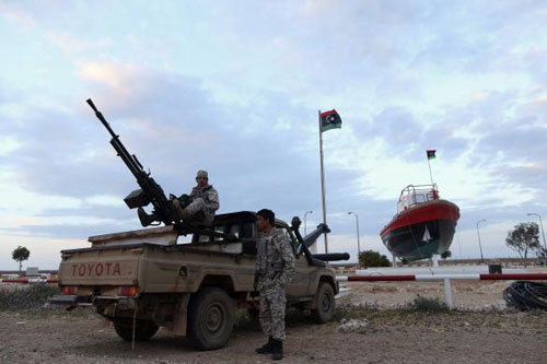 Libya dọa ném bom tàu chở dầu Triều Tiên