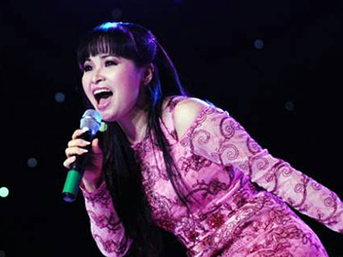 Tấm lòng từ thiện của ca sĩ Trang Nhung