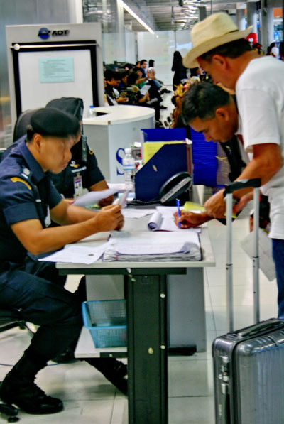 Vụ mất 2 hộ chiếu trên Malaysia Airlines: Thái Lan khẳng định không xuất hiện ở cửa khẩu