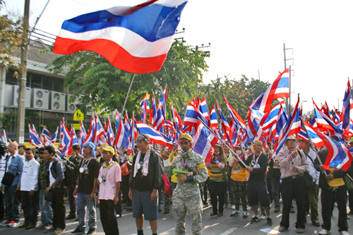 Người biểu tình chống chính phủ ở Bangkok - Ảnh: Minh Quang