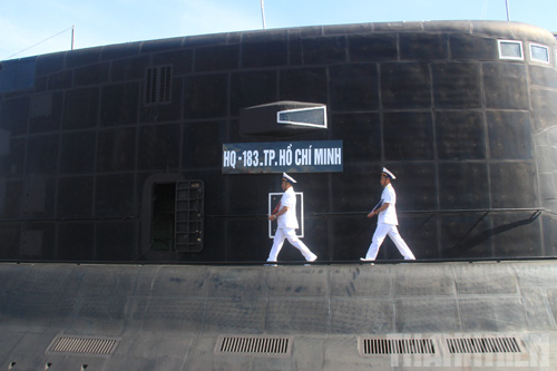 Lệ Thượng Cờ cấp nhà nước và ra mắt Lữ đoàn tàu ngầm 189 hải quân 1