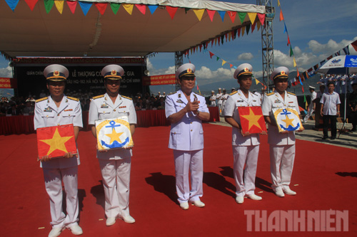 Lệ Thượng Cờ cấp nhà nước và ra mắt Lữ đoàn tàu ngầm 189 hải quân 18