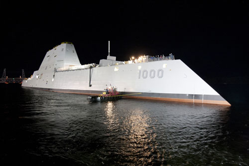 Tàu khu trục USS Zumwalt đầu tiên của hải quân Mỹ - Ảnh: U.S Navy