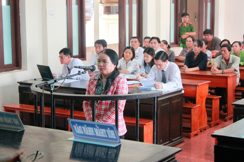Bị cáo Nguyễn Thị Sạnh 