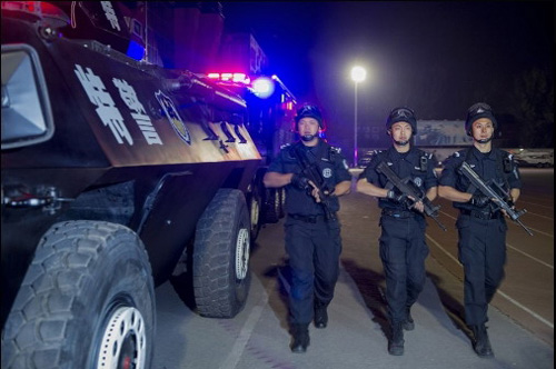 Cảnh sát Bắc Kinh diễn tập chống khủng bố - Ảnh: News.163.com