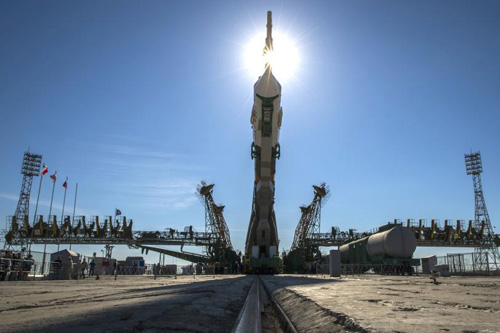 Phi thuyền Soyuz trên bệ phóng ở sân bay vũ trụ Baikonur, Kazakhstan - Ảnh: NASA