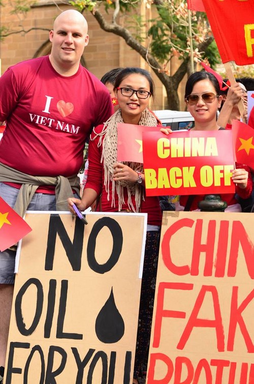 Du học sinh và kiều bào tại Sydney biểu tình phản đối Trung Quốc  10
