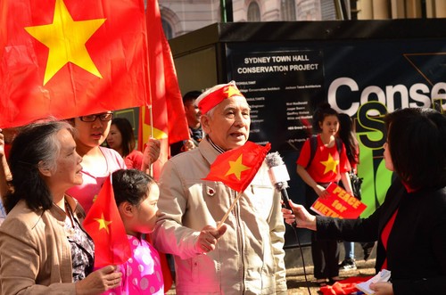 Du học sinh và kiều bào tại Sydney biểu tình phản đối Trung Quốc  17