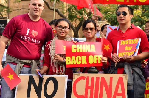 Du học sinh và kiều bào tại Sydney biểu tình phản đối Trung Quốc  19