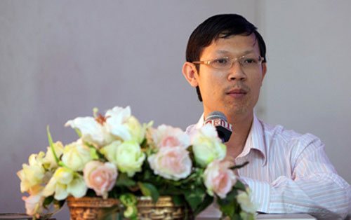 ThS. Đào Phúc Minh Huy (chuyên gia Microsoft) chia sẻ tại buổi ra mắt DTU Mobile