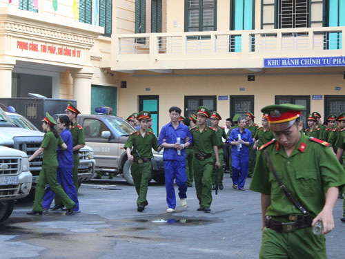 Xét xử Nguyễn Đức Kiên và các đồng phạm: Luật sư truy trách nhiệm của Vietinbank