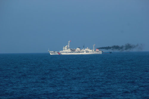 Tiếp cận giàn khoan Hải Dương 981: Tàu chiến Trung Quốc xâm nhập vào đội hình tuần tra của cảnh sát biển 14