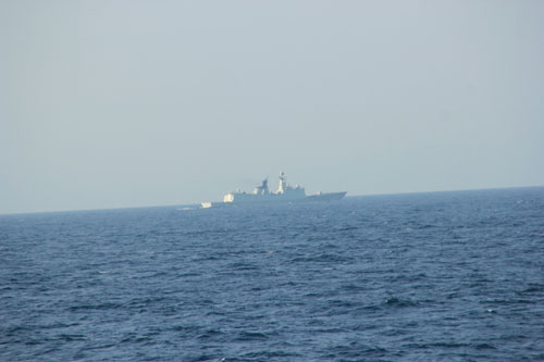 Tiếp cận giàn khoan Hải Dương 981: Tàu chiến Trung Quốc xâm nhập vào đội hình tuần tra của cảnh sát biển 3
