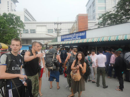 Vụ Du khách Việt bị hải quan Thái Lan sỉ nhục: Xử lý vụ việc đến cùng