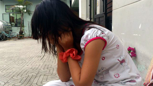Một trẻ ở tỉnh Kiên Giang từng bị cha ruột hiếp dâm - Ảnh: Như Lịch