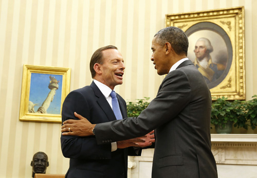 Tổng thống Obama (phải) và Thủ tướng Úc Abbott tại Nhà Trắng ngày 12.6 - Ảnh: Reuters