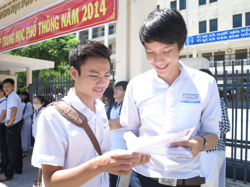TS dự thi kì thi tốt nghiệp THPT năm học 2013-2014 - Ảnh: Diệu Hiền