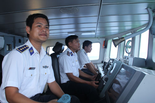 Thuyền trưởng tàu 2016 Quản Đình Dương