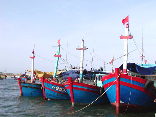Cảng cá Bạch Long Vĩ - Ảnh: Lưu Quang Phổ