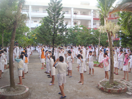 HS Trường tiểu học Ngô Quyền 