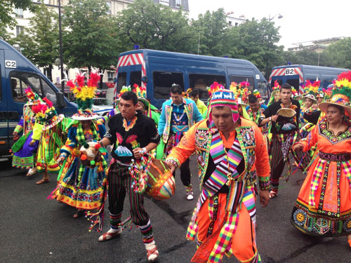 Việt Nam tham dự lễ hội Carnaval Nhiệt đới tại Paris 2