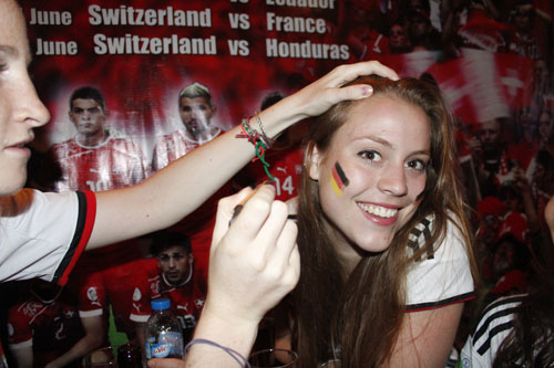 Người Đức vỡ òa sau chức vô địch World Cup 2014 1