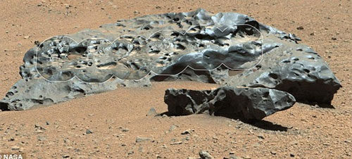 Thiết bị tự hành Curiosity lần đầu tiên phát hiện thiên thạch trên sao Hỏa