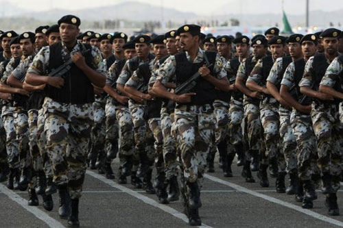 Ả Rập Xê Út điều 30.000 lính “trám” biên giới với Iraq