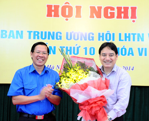 Anh Nguyễn Đắc Vinh giữ chức Chủ tịch T.Ư Hội LHTN Việt Nam