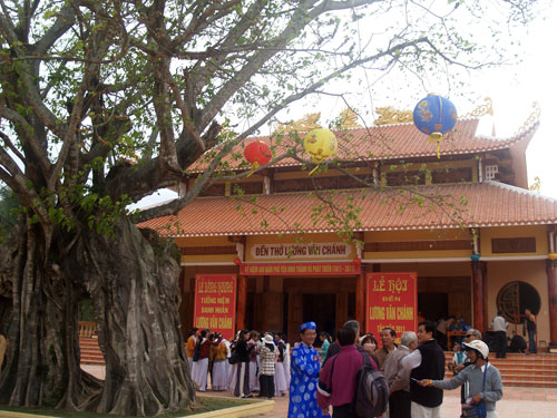 Công nhận cây bồ đề ở đền thờ Lương Văn Chánh là Cây di sản 