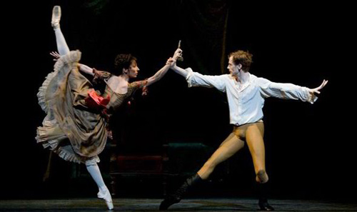 Một cặp vé xem đoàn ballet hoàng gia diễn ở London có giá 91 bảng Anh (3,2 triệu đồng) - Ảnh: express.co.uk