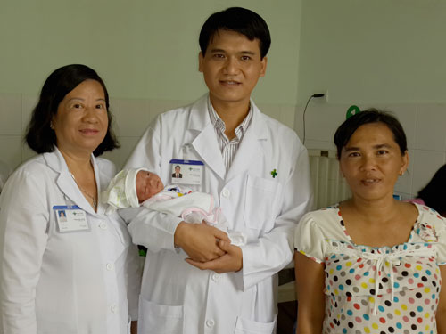 Bệnh viện đa khoa Hoàn Mỹ Cửu Long: Hết lòng với một bé sinh non