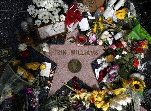 Người hâm mộ chia buồn sau cái chết của Robin Williams 3