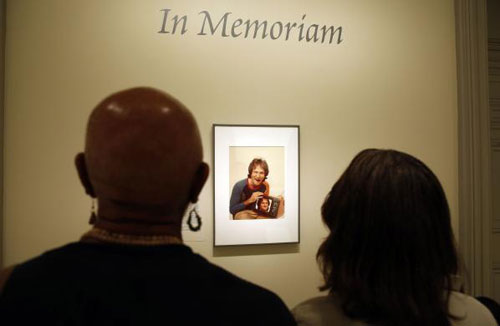 Người hâm mộ chia buồn sau cái chết của Robin Williams 5