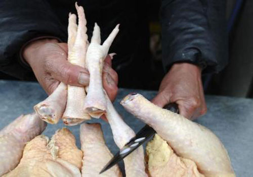 Trung Quốc tịch thu 30.000 tấn chân gà nhiễm độc