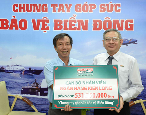 Kienlongbank ủng hộ hơn 531 triệu đồng cho lực lượng bảo vệ biển Đông