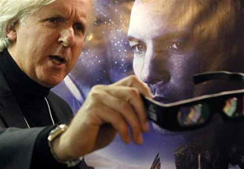James Cameron – vị đạo diễn phim Avatar, bộ phim có doanh thu cao nhất mọi thời đại - Ảnh: Reuters