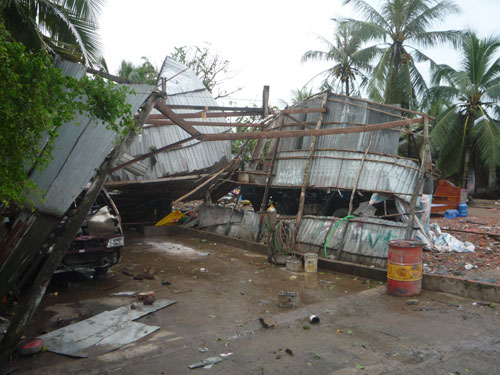 18 căn nhà bị thiệt hại do lốc xoáy