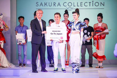 Hoàng Tuân chiến thắng cuộc thi thiết kế thời trang Sakura Collection 2014 1