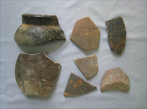 Công bố hiện vật đợt khai quật khảo cổ tại Trường Sa