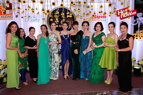 Rất nhiều người mẫu và hoa hậu, á hậu nổi tiếng đã góp mặt trong chương trình này