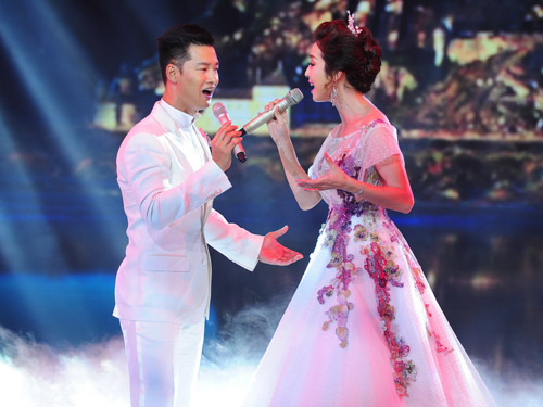 Cặp đôi hoàn hảo: Quang Linh chê Jennifer Phạm hát dở hơn trước