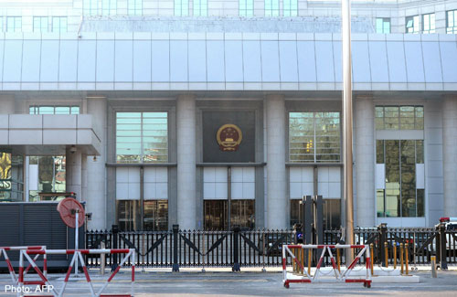 Trung Quốc xét bỏ án tử hình cho 9 tội