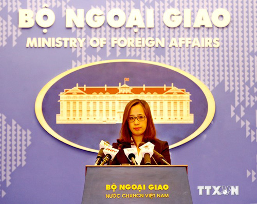 hó phát ngôn Bộ Ngoại giao Phạm Thu Hằng trả lời báo chí tại cuộc họp báo
