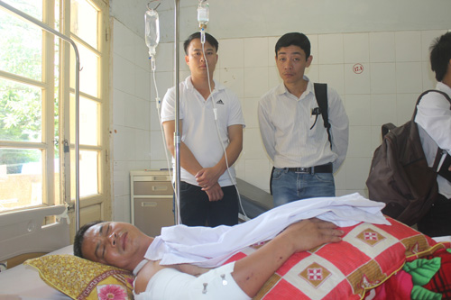 Anh Ninh đang nằm điều trị tại bệnh viện 