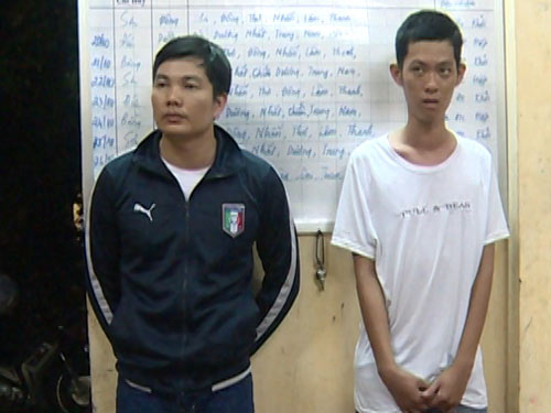 Tạm giữ 2 nghi phạm  làm giả vé giải bóng đá U.21 quốc tế báo Thanh Niên 